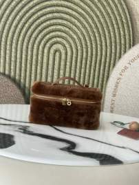 Picture of Loro Piana Handbags _SKUfw216210956fw